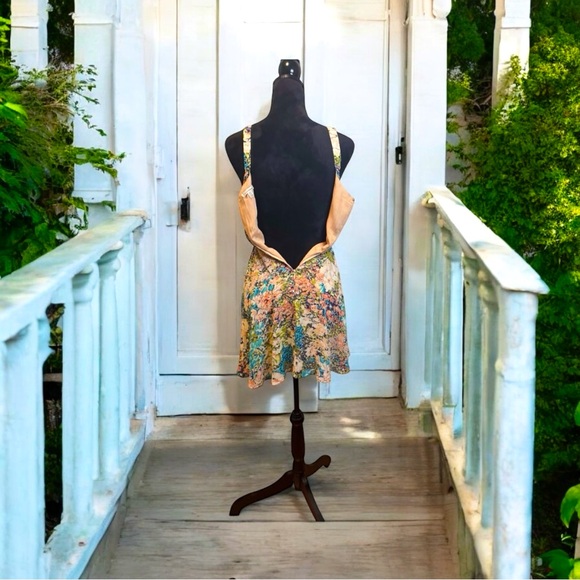 Lucca Couture Dress - Picture 3 of 8